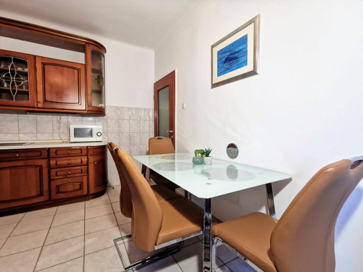 Lionel Apartmán *
